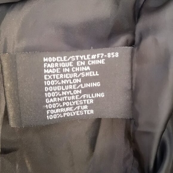 MJR Active Ladies Size XL Faux Fur Trimmed Red Hooded Puffy Vest - Picture 6 of 12